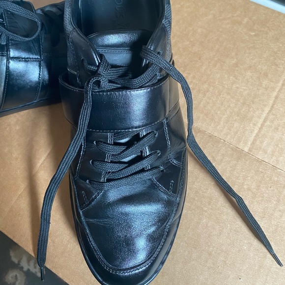 Authentic Louis Vuitton sneakers Damier print black - Picture 2 of 3